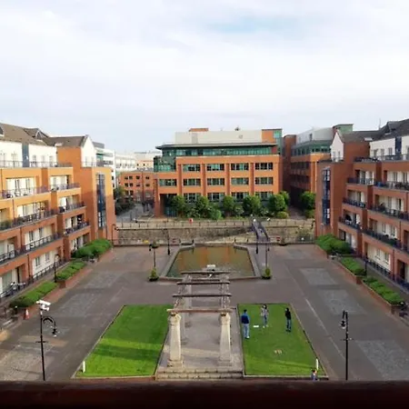 Homestay szállás Custom House Harbour Apartments, Ifsc *