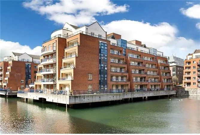 Quarto em Acomodações Particulares Custom House Harbour Apartments, Ifsc *