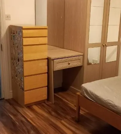 Custom House Harbour Apartments, Ifsc Alloggio in famiglia *